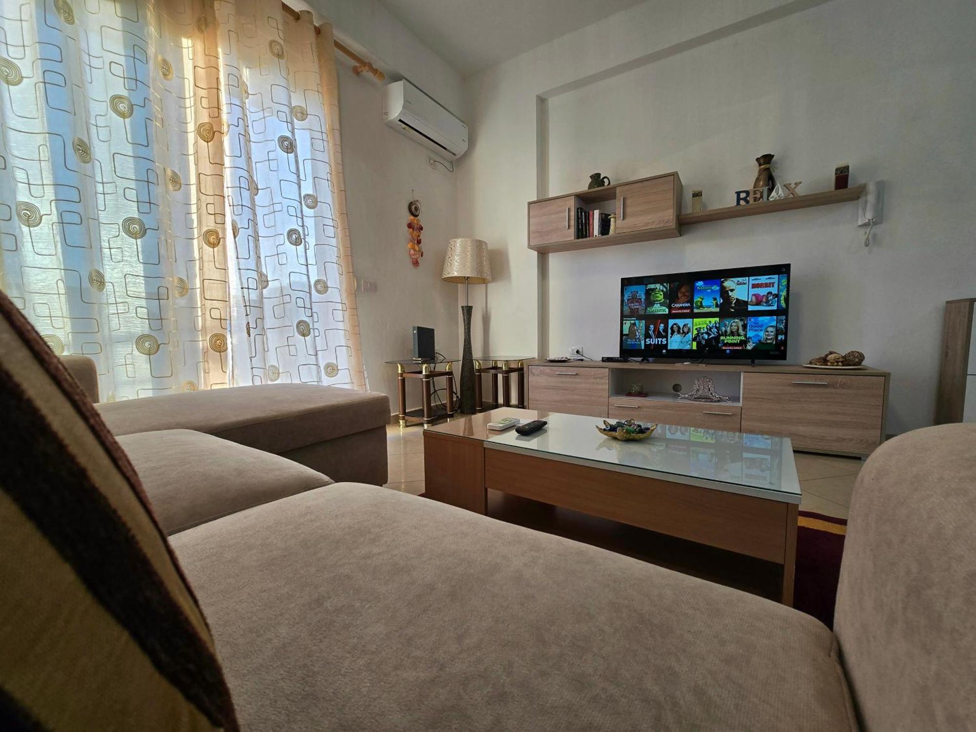 公寓 Modern , Quiet , Family Friendly & Fully Furnished Vlore